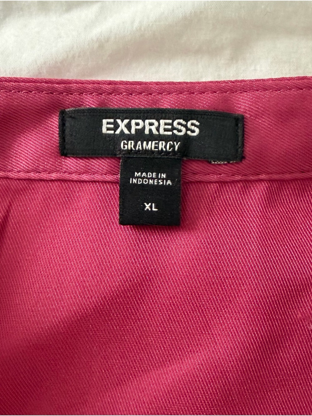 Express Women's Ruffled Sleeveless Blouse - Raspberry Pink XL - Picture 2 of 5